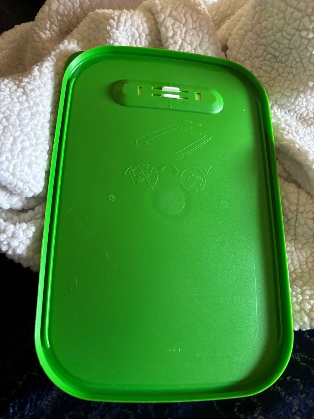 Tupperware Bright Green Rectangular Food Storage Lid with White Vent